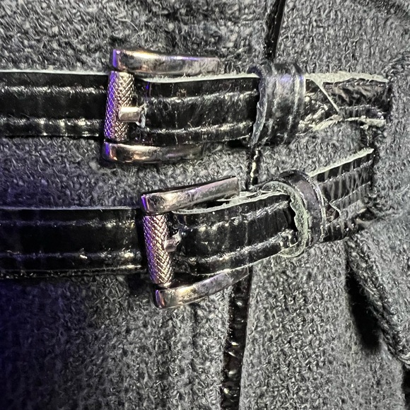 Nicholai by Nicky Hilton Equestrian lined over coat with faux leather buckles - Picture 8 of 16